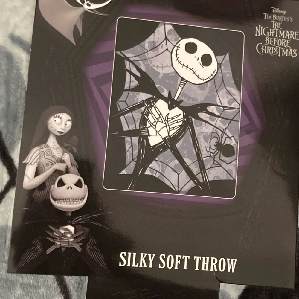 Nightmare Before Christmas - Disney Throw Blanket 60” x 46”  Black & White NWT